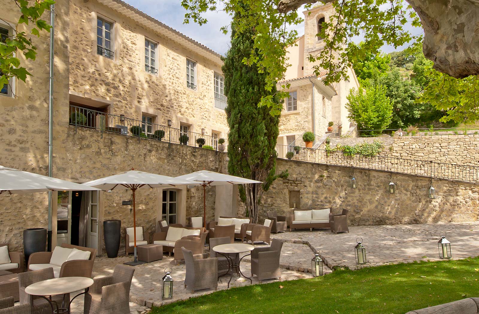 Couvent des minimes, luxury hotel, Provence, luberon, From the Poolside blog