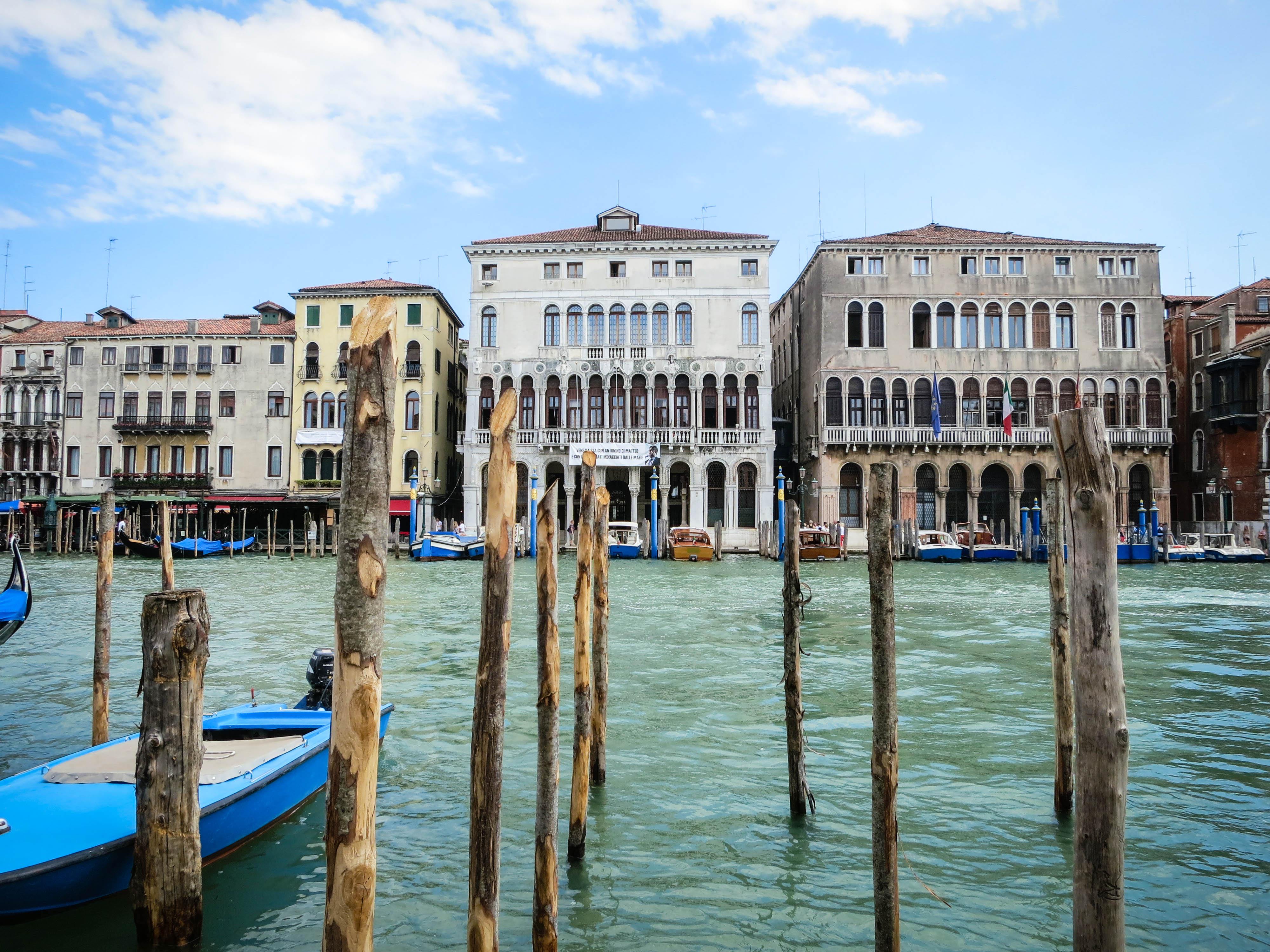 Venice. 6 accommodations that are good for families wanting to travel to Venice with kids.